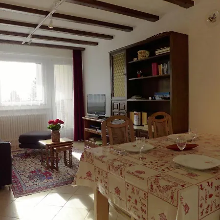 Barzettes-vacances B 455- Entree N-16 By Interhome Apartamento *