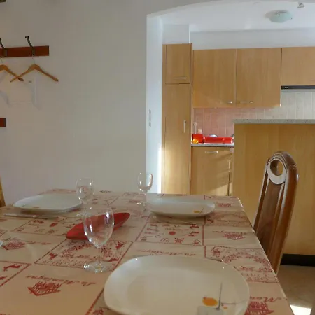 Barzettes-vacances B 455- Entree N-16 By Interhome Apartman